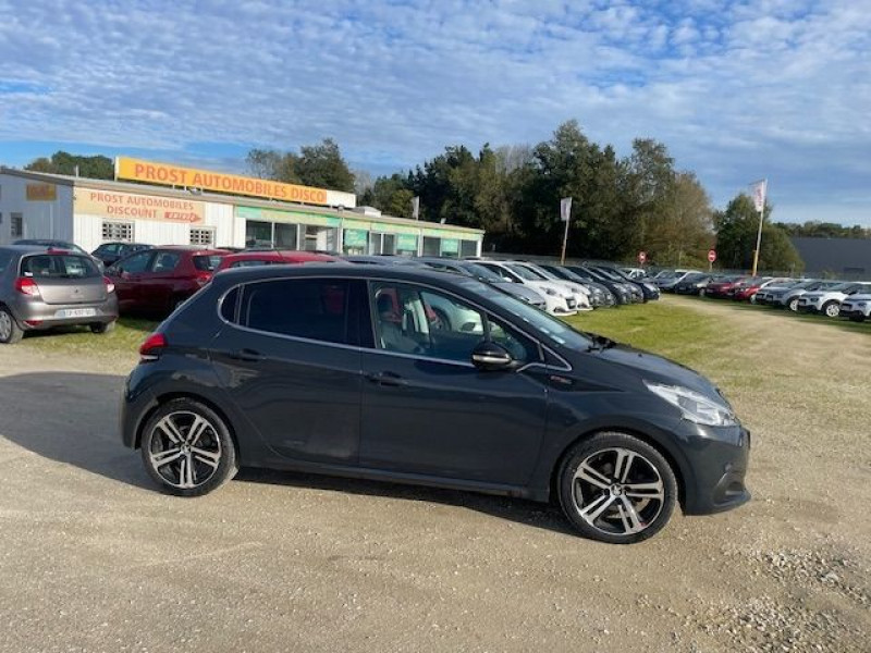 Photo 2 de l'offre de PEUGEOT 208 1.5 BLUEHDI 100CV BV6 GT LINE à 12980€ chez Prost automobiles discount