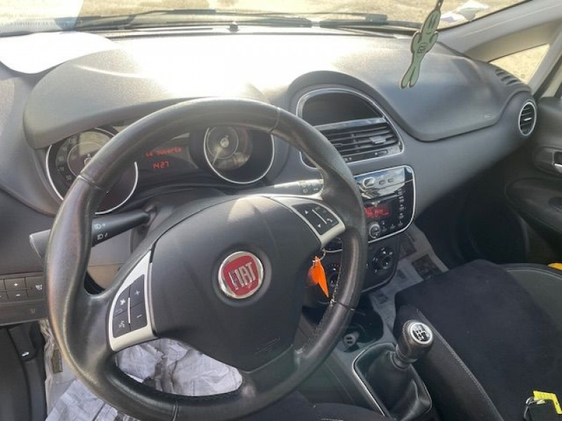 Photo 5 de l'offre de FIAT PUNTO 1.4 8V 77CV ITALIA à 7980€ chez Prost automobiles discount