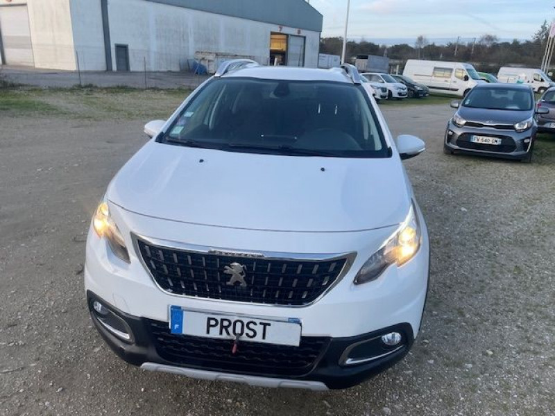 Photo 3 de l'offre de PEUGEOT 2008 1.2 PURETECH 130CV BV6 ALLURE à 8800€ chez Prost automobiles discount