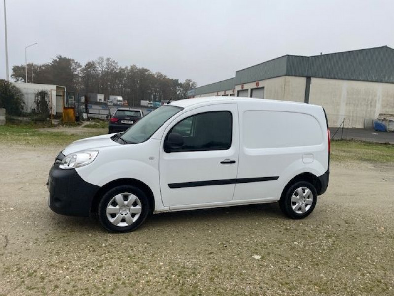 Photo 2 de l'offre de VU RENAULT KANGOO EXRESS 1.5 BLUE DCI 80CV BV6 CONFORT à 14970€ chez Prost automobiles discount