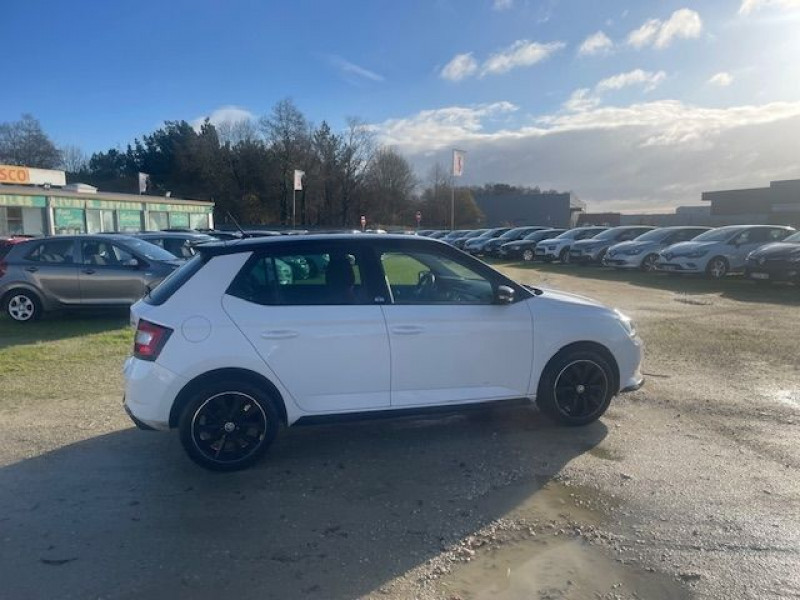 Photo 2 de l'offre de SKODA FABIA 1.0 TSI 110CV BVA MONTE CARLO à 10980€ chez Prost automobiles discount