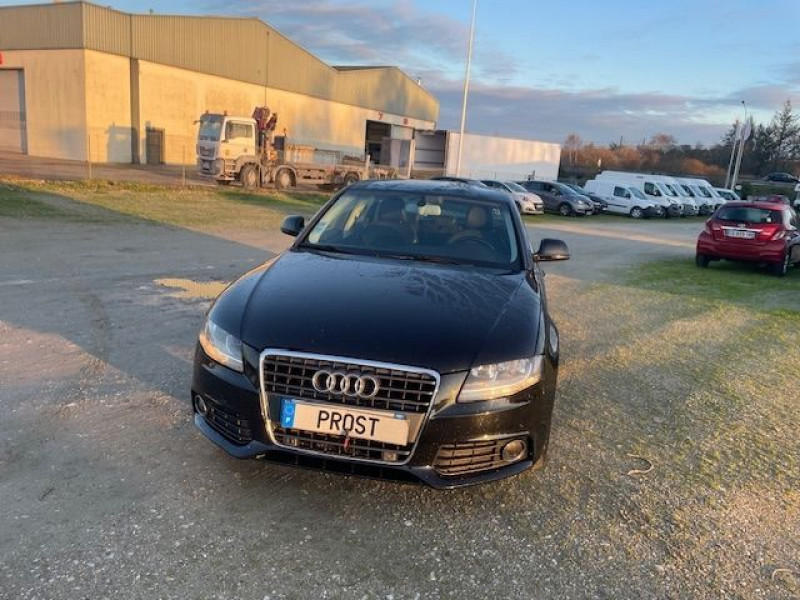 Photo 3 de l'offre de AUDI A4 2.0 TDI 143CV AMBIENTE à 8980€ chez Prost automobiles discount