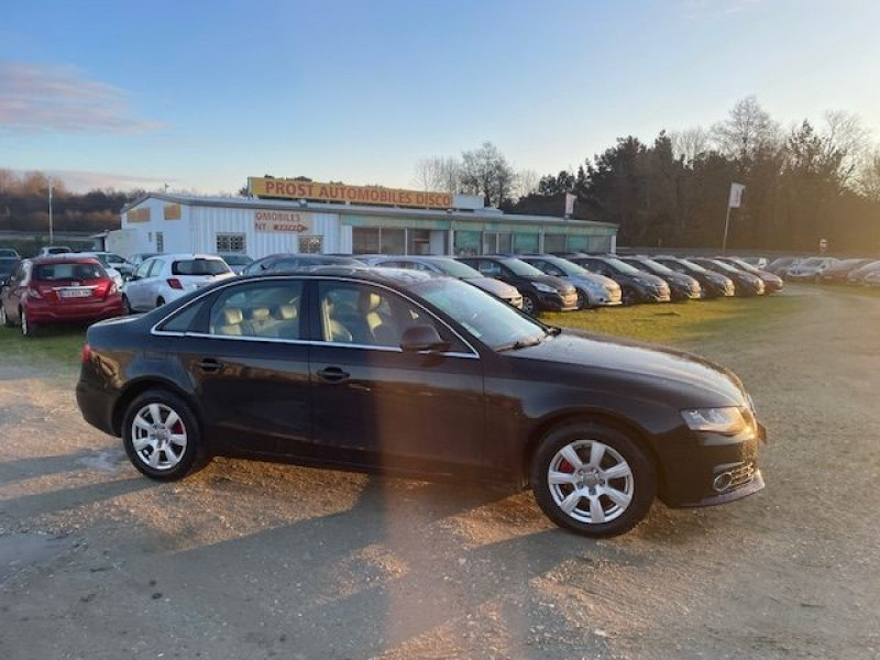 Audi A4 2.0 TDI 143CV AMBIENTE Diesel NOIR Occasion à vendre