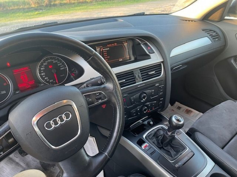 Photo 5 de l'offre de AUDI A4 2.0 TDI 143CV AMBIENTE à 8980€ chez Prost automobiles discount