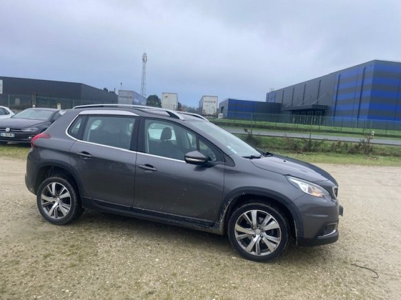 Photo 3 de l'offre de PEUGEOT 2008 1.2 PURETECH 110CV ALLURE BVA à 11980€ chez Prost automobiles discount