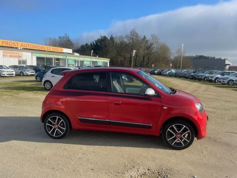 Photo 3 de l'offre de RENAULT TWINGO III 0.9 TCE 90CV ENERGY LIMITED à 9980€ chez Prost automobiles discount