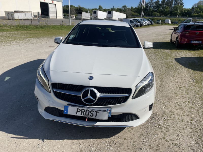 Photo 3 de l'offre de MERCEDES-BENZ CLASSE A 200 D 136CV BVA SENSATION 4MATIC à 14500€ chez Prost automobiles discount