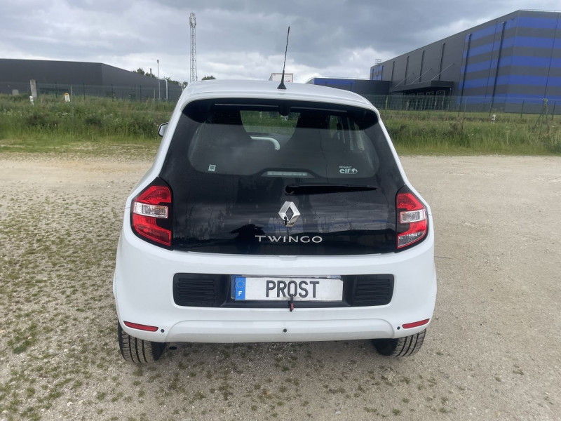 Photo 4 de l'offre de RENAULT TWINGO III 1.0 SCE 75CV INTENS à 9980€ chez Prost automobiles discount