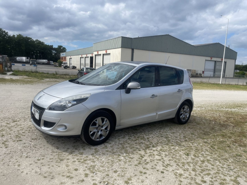 Renault SCENIC III 1.5 DCI 110CV BV6 15TH Diesel GRIS  Occasion à vendre