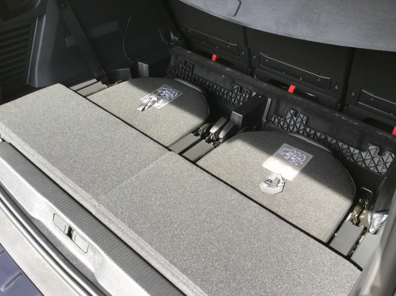 Photo 26 de l'offre de PEUGEOT 5008 BlueHDi 130ch S&S EAT8 GT à 42072€ chez Loz'auto