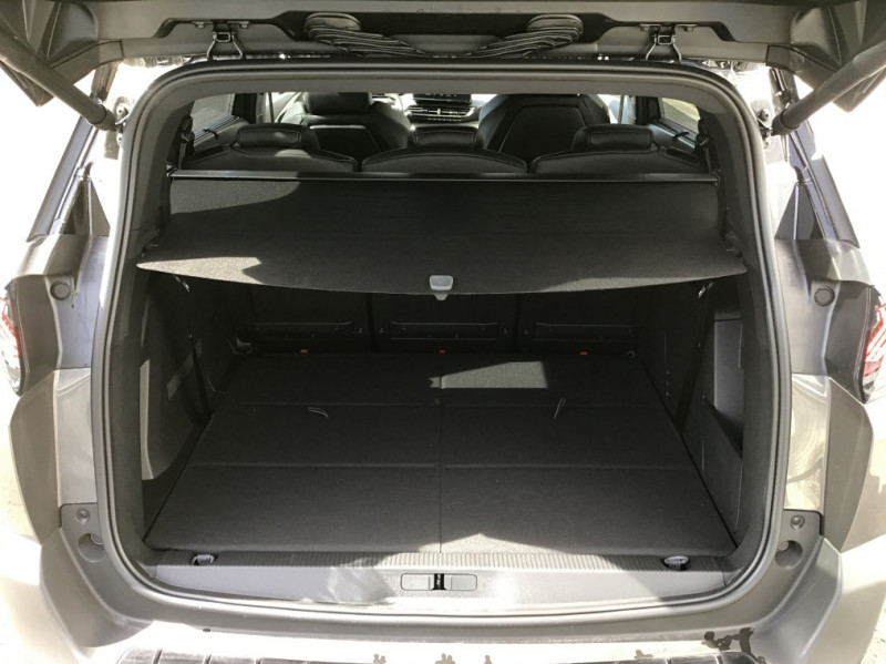 Photo 10 de l'offre de PEUGEOT 5008 BlueHDi 130ch S&S EAT8 GT à 42072€ chez Loz'auto