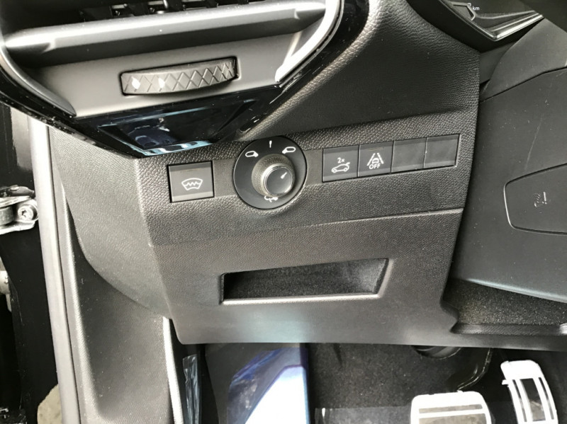 Photo 32 de l'offre de DS DS7 CROSSBACK BlueHDi 130 EAT8 Rivoli à 44712€ chez Loz'auto