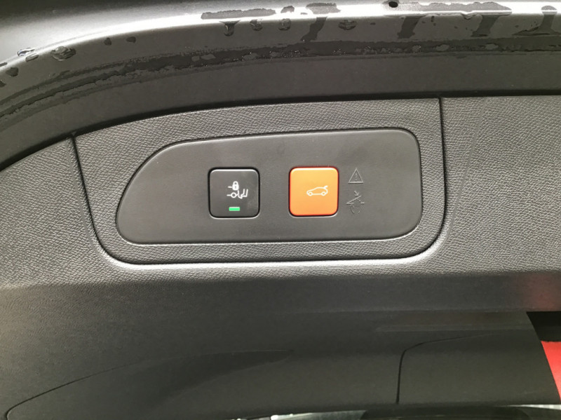 Photo 23 de l'offre de DS DS7 CROSSBACK BlueHDi 130 EAT8 Rivoli à 44712€ chez Loz'auto