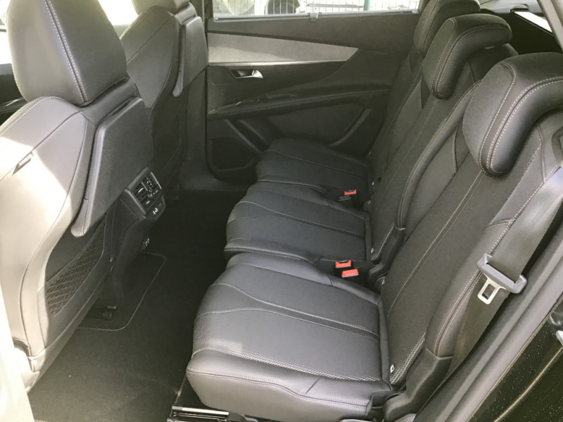 Photo 12 de l'offre de PEUGEOT 5008 BlueHDi 130ch S&S EAT8 GT à 42072€ chez Loz'auto