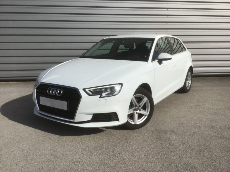 Audi A3 SPORTBACK 35 TFSI CoD 150 essence Blanc Ibis Occasion à vendre
