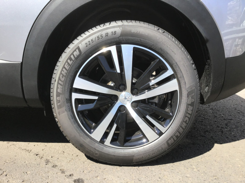 Photo 9 de l'offre de PEUGEOT 3008 Puretech 130ch S&S EAT8 GT à 35592€ chez Loz'auto