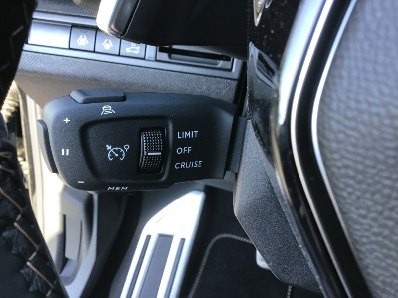 Photo 24 de l'offre de PEUGEOT 5008 BlueHDi 130ch S&S EAT8 GT à 38272€ chez Loz'auto