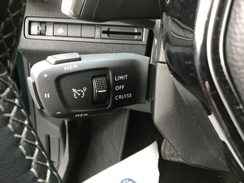 Photo 23 de l'offre de PEUGEOT 3008 Puretech 130ch S&S EAT8 Allure Pack à 32772€ chez Loz'auto