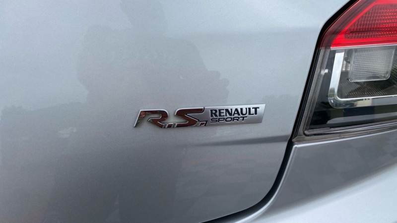 Photo 37 de l'offre de RENAULT MEGANE III COUPE 2.0T 265CH STOP&START RS à 22990€ chez Cerran Automobile