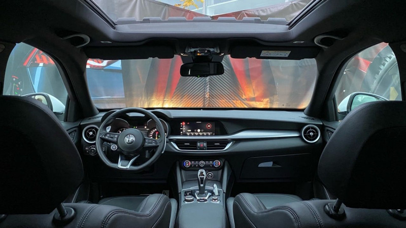 Photo 6 de l'offre de ALFA ROMEO STELVIO 2.2 DIESEL 190CH SPRINT Q4 AT8 MY20 à 37990€ chez Cerran Automobile