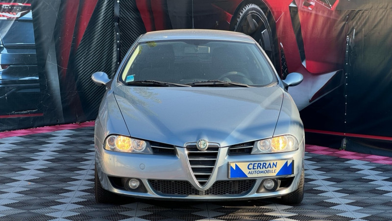 Photo 29 de l'offre de ALFA ROMEO 156 SW 1.9 JTD115 DISTINCTIVE à 3990€ chez Cerran Automobile