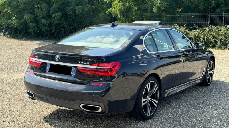 Photo 4 de l'offre de BMW SERIE 7 (G11/G12) 750DA XDRIVE 400CH M SPORT à 34990€ chez Cerran Automobile