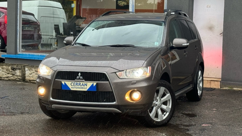 Mitsubishi OUTLANDER 2.2 DI-D CLEARTEC INTENSE 4WD 7 PLACES Diesel GRIS FONCÉ Occasion à vendre