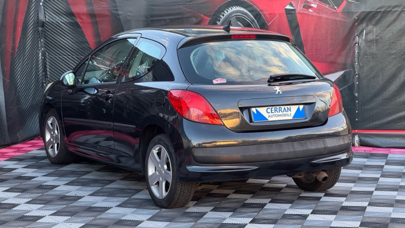 Photo 10 de l'offre de PEUGEOT 207 1.6 HDI110 SPORT 3P à 3490€ chez Cerran Automobile