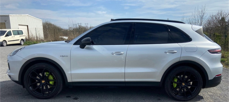 Photo 3 de l'offre de PORSCHE CAYENNE (9YA) 3.0 462CH E-HYBRID à 49990€ chez Cerran Automobile