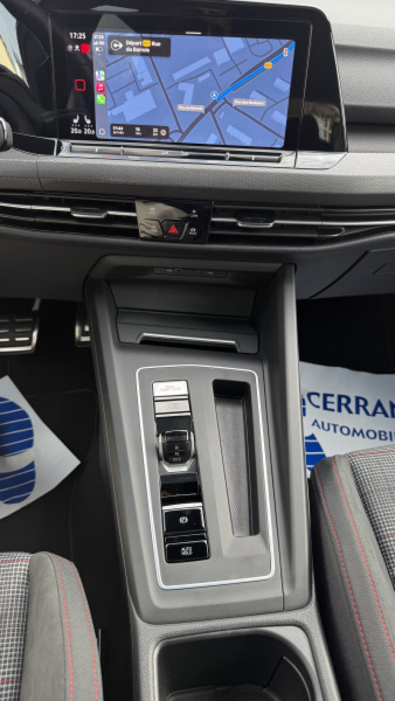 Photo 15 de l'offre de VOLKSWAGEN GOLF VIII 2.0 TSI 245CH GTI DSG7 à 34990€ chez Cerran Automobile