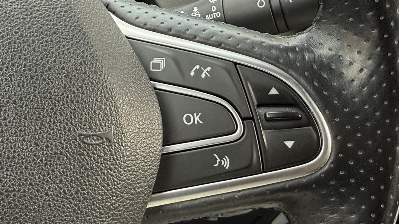 Photo 27 de l'offre de RENAULT KOLEOS II 2.0 DCI 175CH ENERGY INITIALE PARIS 4X4 X-TRONIC à 17990€ chez Cerran Automobile