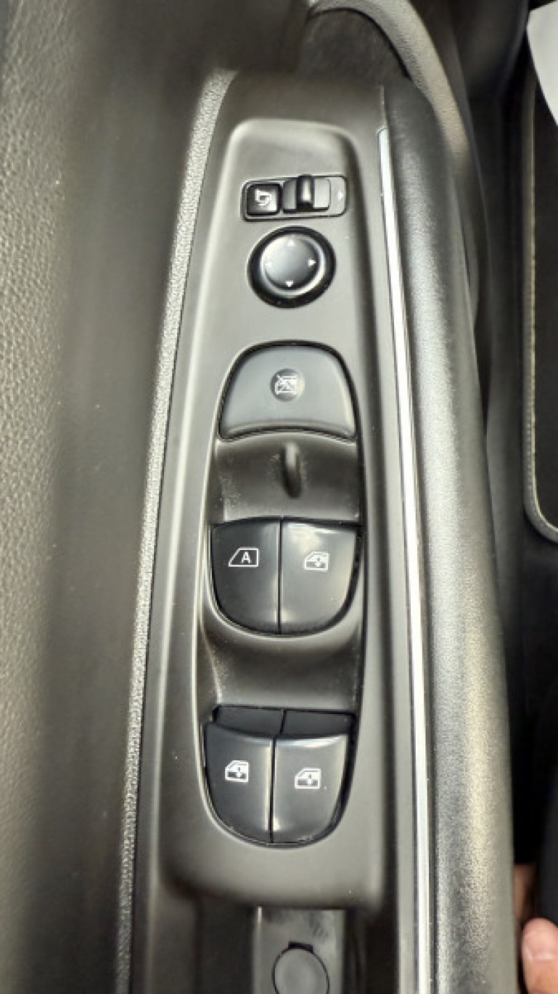 Photo 32 de l'offre de RENAULT KOLEOS II 2.0 DCI 175CH ENERGY INITIALE PARIS 4X4 X-TRONIC à 17990€ chez Cerran Automobile