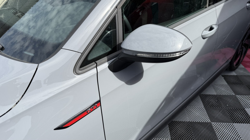 Photo 33 de l'offre de VOLKSWAGEN GOLF VIII 2.0 TSI 245CH GTI DSG7 à 34990€ chez Cerran Automobile
