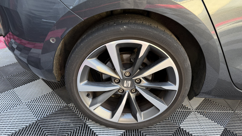 Photo 36 de l'offre de SEAT LEON 2.0 TDI 150CH FR DSG7 à 18990€ chez Cerran Automobile