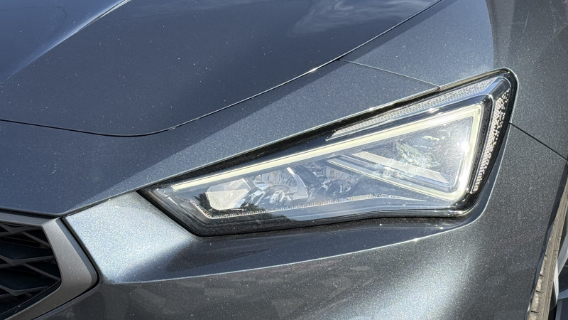 Photo 42 de l'offre de SEAT LEON 2.0 TDI 150CH FR DSG7 à 18990€ chez Cerran Automobile