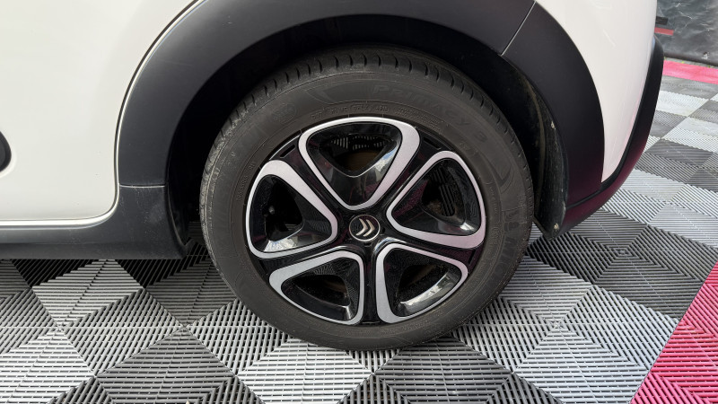 Photo 38 de l'offre de CITROEN C3 PURETECH 110CH SHINE S&S E6.D à 7990€ chez Cerran Automobile