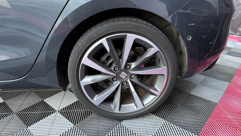 Photo 37 de l'offre de SEAT LEON 2.0 TDI 150CH FR DSG7 à 18990€ chez Cerran Automobile
