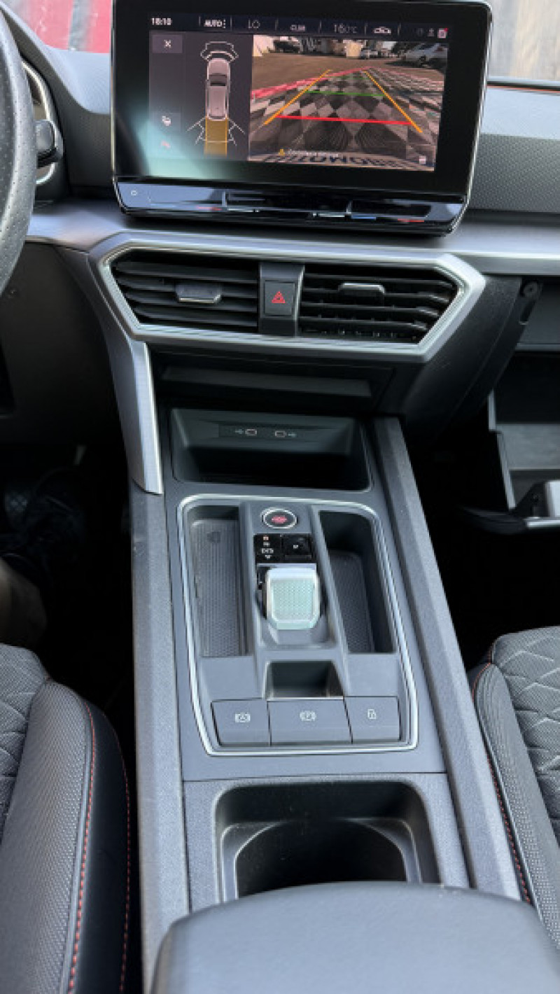 Photo 17 de l'offre de SEAT LEON 2.0 TDI 150CH FR DSG7 à 18990€ chez Cerran Automobile
