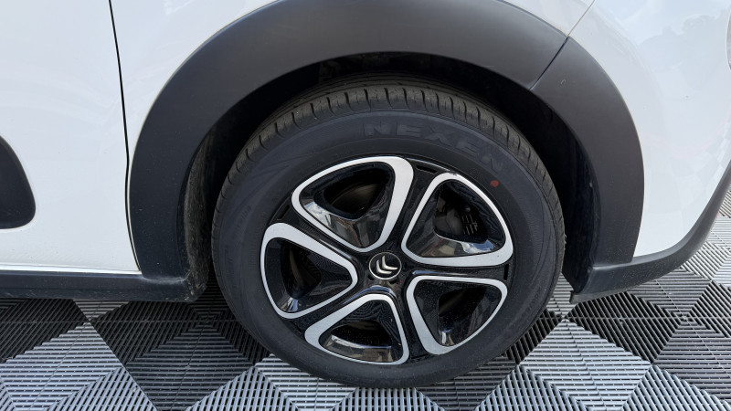 Photo 36 de l'offre de CITROEN C3 PURETECH 110CH SHINE S&S E6.D à 7990€ chez Cerran Automobile