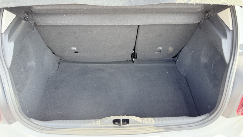 Photo 48 de l'offre de CITROEN C3 PURETECH 110CH SHINE S&S E6.D à 7990€ chez Cerran Automobile