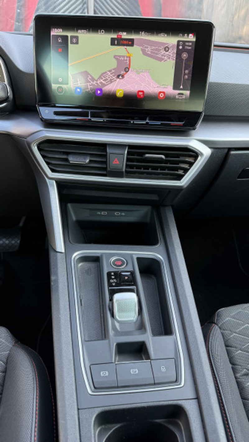 Photo 13 de l'offre de SEAT LEON 2.0 TDI 150CH FR DSG7 à 18990€ chez Cerran Automobile
