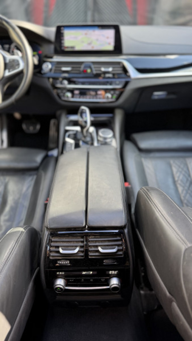 Photo 35 de l'offre de BMW SERIE 5 (G30) 540DA XDRIVE 320CH M SPORT STEPTRONIC EURO6C à 34990€ chez Cerran Automobile