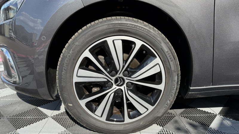 Photo 40 de l'offre de CITROEN GRAND C4 PICASSO PURETECH 130CH FEEL S&S EAT6 à 11990€ chez Cerran Automobile