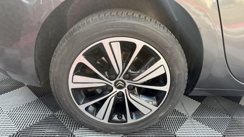 Photo 38 de l'offre de CITROEN GRAND C4 PICASSO PURETECH 130CH FEEL S&S EAT6 à 11990€ chez Cerran Automobile