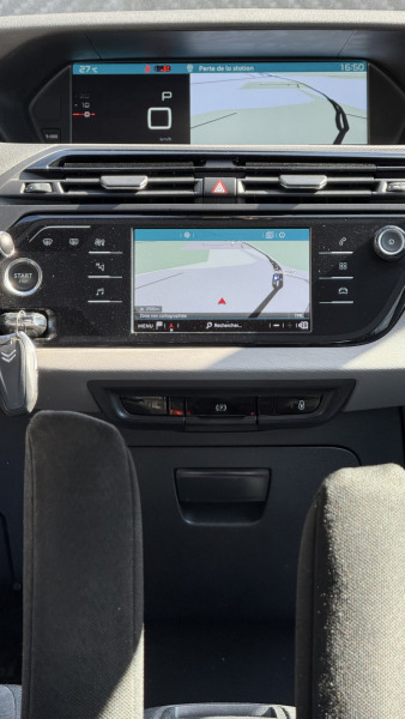 Photo 27 de l'offre de CITROEN GRAND C4 PICASSO PURETECH 130CH FEEL S&S EAT6 à 11990€ chez Cerran Automobile