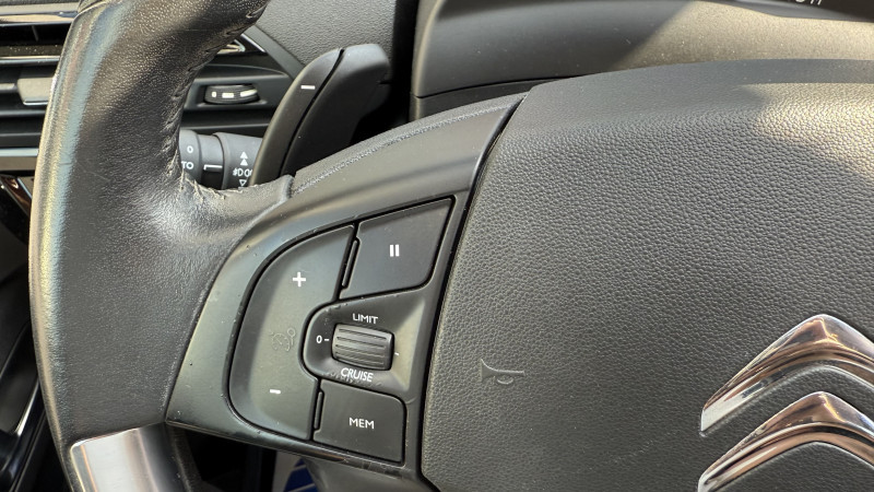 Photo 13 de l'offre de CITROEN GRAND C4 PICASSO PURETECH 130CH FEEL S&S EAT6 à 11990€ chez Cerran Automobile