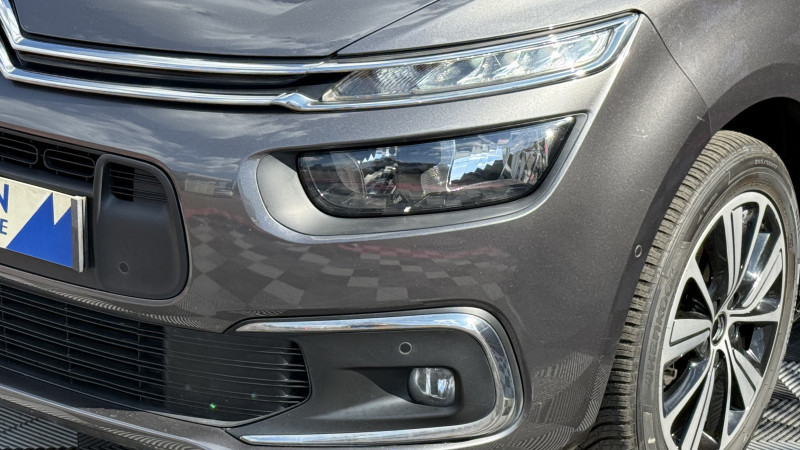 Photo 31 de l'offre de CITROEN GRAND C4 PICASSO PURETECH 130CH FEEL S&S EAT6 à 11990€ chez Cerran Automobile