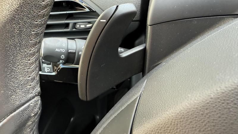 Photo 24 de l'offre de CITROEN GRAND C4 PICASSO PURETECH 130CH FEEL S&S EAT6 à 11990€ chez Cerran Automobile