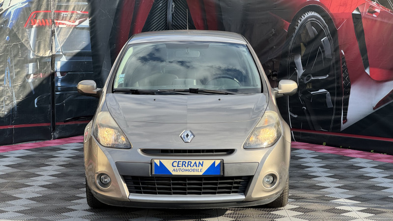 Photo 32 de l'offre de RENAULT CLIO III 1.5 DCI 75CH EXPRESSION CLIM ECOÂ² 5P à 5990€ chez Cerran Automobile