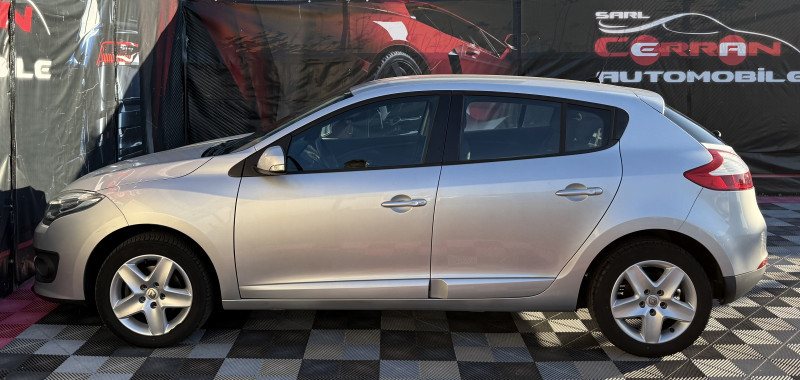 Photo 3 de l'offre de RENAULT MEGANE III 1.5 DCI 110CH ENERGY BUSINESS ECOÂ² à 5990€ chez Cerran Automobile